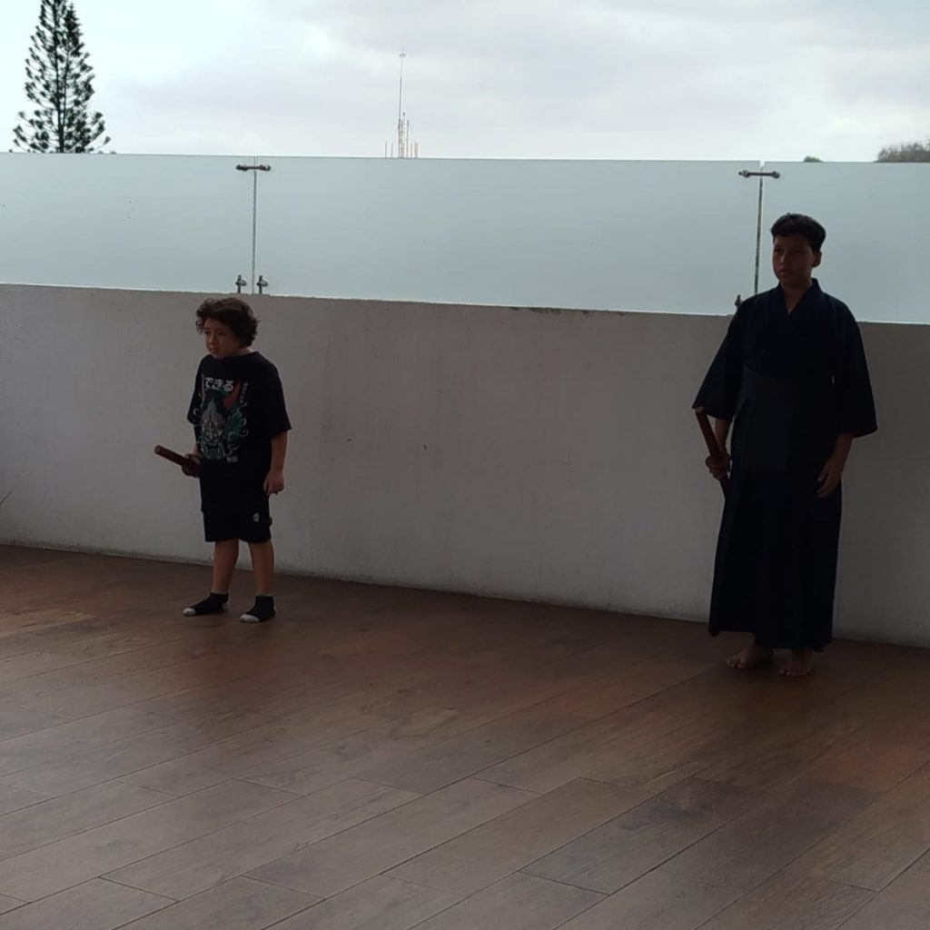 Exitosa Jornada de Exámenes de Jodo y Kendo en el Dojo Shobukan