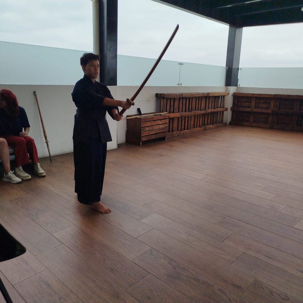 Exitosa Jornada de Exámenes de Jodo y Kendo en el Dojo Shobukan